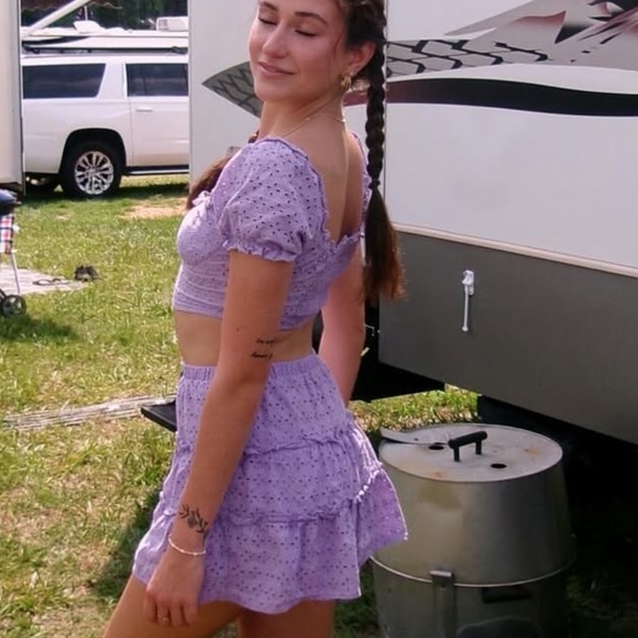 Purple Ruffled Women's Set - Picture 2 of 2